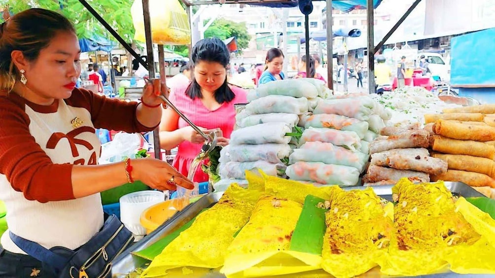 Picture 3 for Activity Siem Reap: Cambodia local street foods and local guide 2