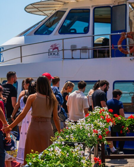 Picture 7 for Activity From Punta Sabbioni: Round-Trip Boat Transfer to Venice 3