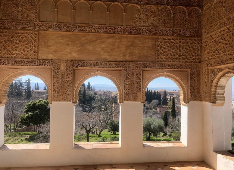 Picture 31 for Activity Granada: Alhambra, Alcazaba, and Nasrid Palaces Tour 4
