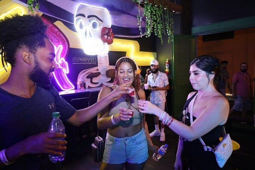 Old San Juan Bar Crawl: Experience Local Hotspots 2