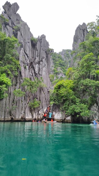 Picture 5 for Activity Coron: Private Boat Hire with Guided Tour and Lunch on Beach 2