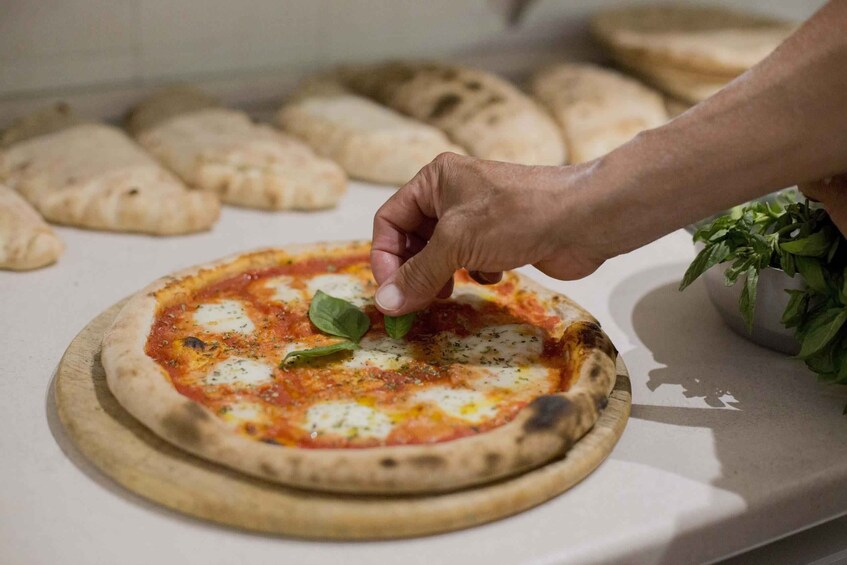 Catania: Pizza Cooking Class 1