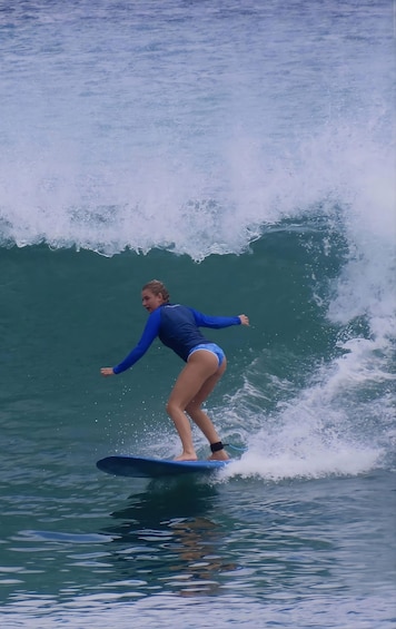 Picture 3 for Activity Uluwatu: Beginner & Intermediate Surf Lesson with Equipment 2