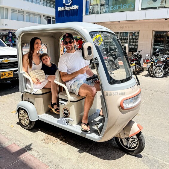 Picture 12 for Activity San Andrés: Beach Buggy Car Rental 3