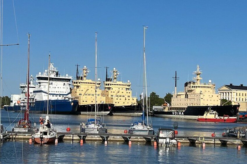 Helsinki Private Tour by car + Vitsit Porvoo Medieval old tow 5