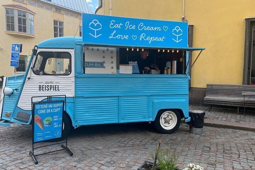 Helsinki Private Tour by car + Vitsit Porvoo Medieval old tow 2