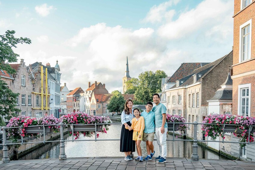 Picture 9 for Activity Bruges : Your private 1 hour photoshoot in the medieval city 2