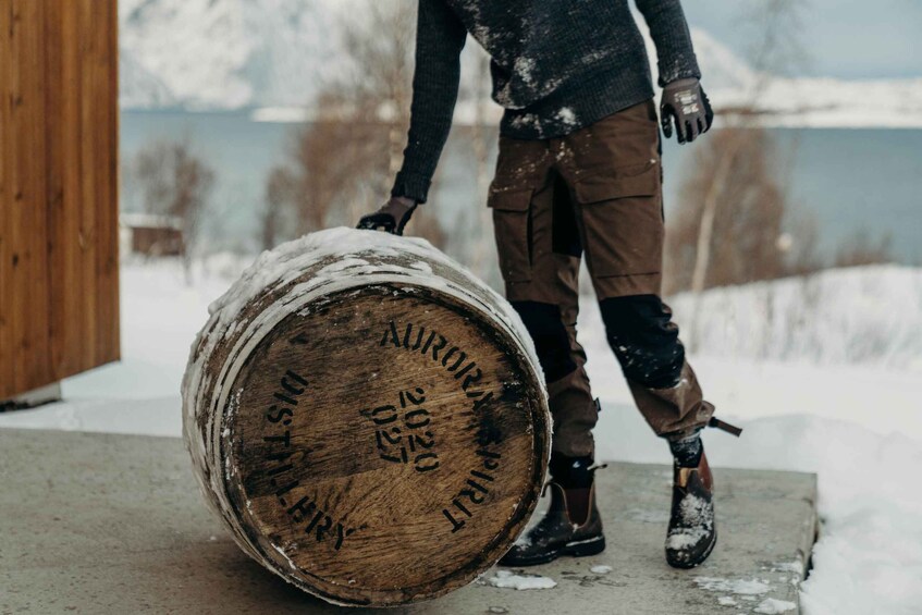 Picture 7 for Activity Lyngen: Guided Whisky Distillery Tour 3