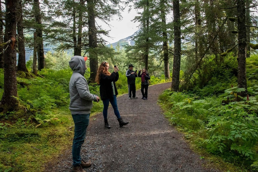 Picture 13 for Activity Anchorage: Turnagain Arm Highlights Photography Day Trip 3