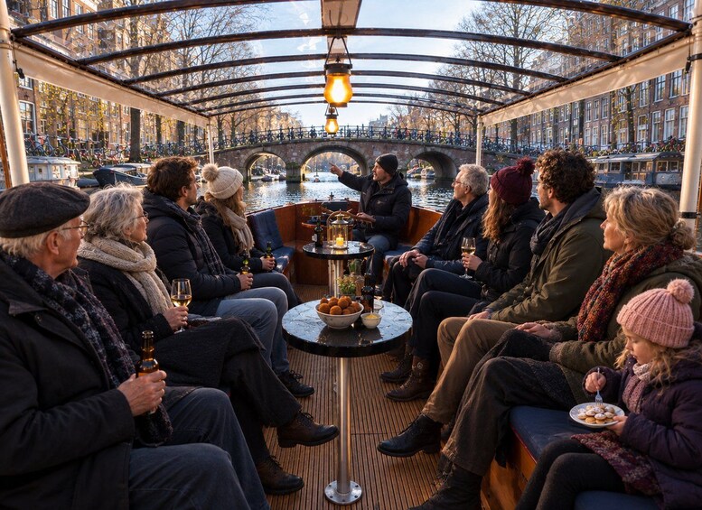 Leiden: Historic Canal Cruise with a professional skipper 1