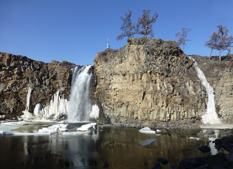 Picture 1 for Activity Central Mogolia 4 days Orkhon waterfall Volcanic valley 5