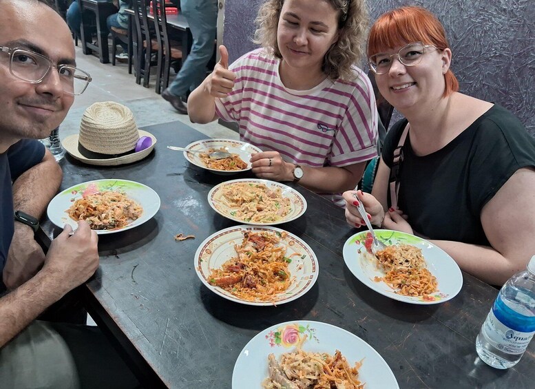 Colombo: Private City Tour with Local Food Tour by Tuk-Tuk 1