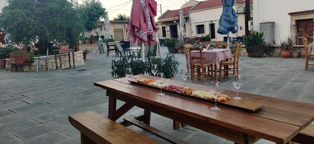 Picture 1 for Activity Private tasting of 6 cretan wines in Fres village 3