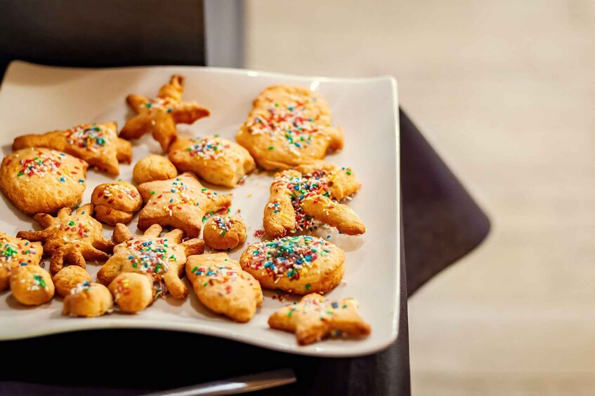 Picture 10 for Activity Tuscany: Cake and Biscuit Cooking Class for Kids 4