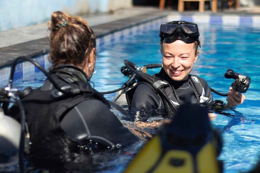 Picture 5 for Activity From Baku: Scuba Diving Experience for Beginners 3