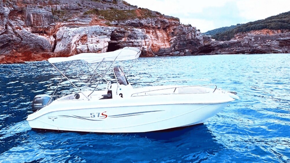 Picture 1 for Activity Gulf of Poets Rental Boat without a Skipper 3