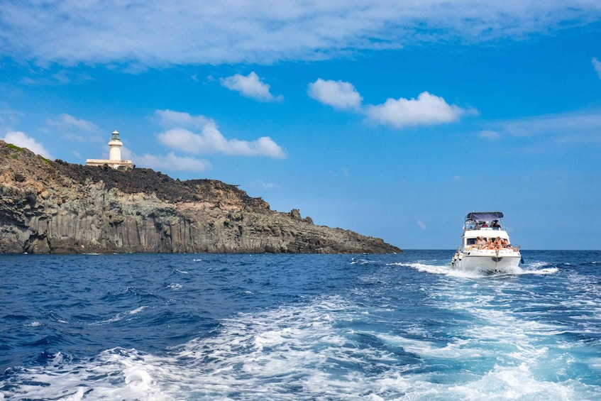 Picture 34 for Activity Pantelleria Island: Isola Tour in Yacht with Simone & Luck 5