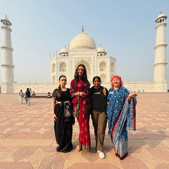 Picture 16 for Activity Taj Mahal Agra Fort & Fatehpur Day Trip from Delhi 2