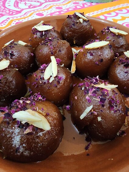 Picture 34 for Activity Delhi Cooking Class: Learn authentic recipes in a local home 5