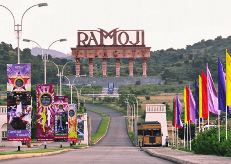 Private Daytrip to Ramoji Film City and Sanghi Temple by Car 1
