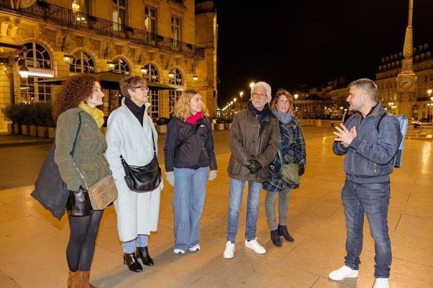 Bordeaux by Night: Small-Group Walking Tour 1