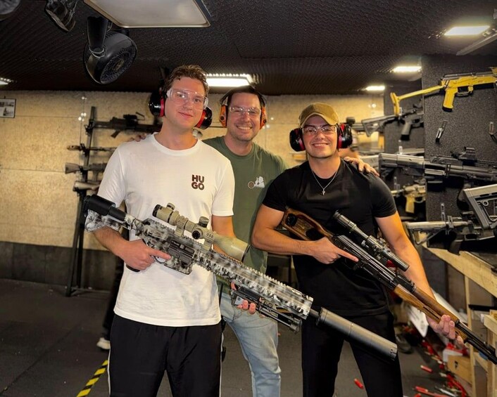 Picture 19 for Activity Budapest: UNIQUE EXPERIENCE - Gamer shooting package 3
