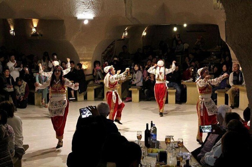 Cappadocia Turkish Night Show, Dinner & Unlimited Drinks & Pickup 3