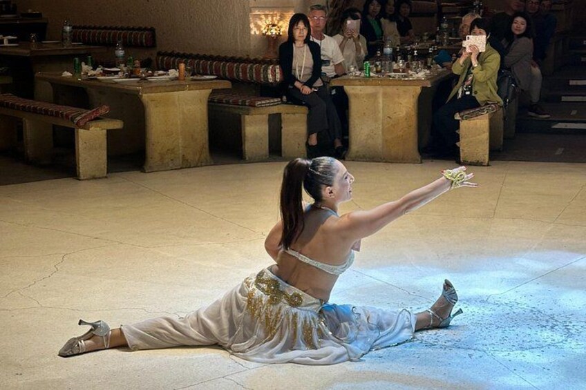 Cappadocia Turkish Night Show, Dinner & Unlimited Drinks & Pickup 2