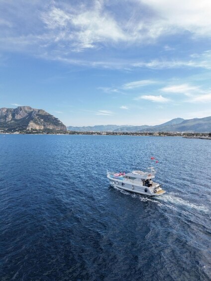Picture 1 for Activity Half-day boat tour of Palermo 2