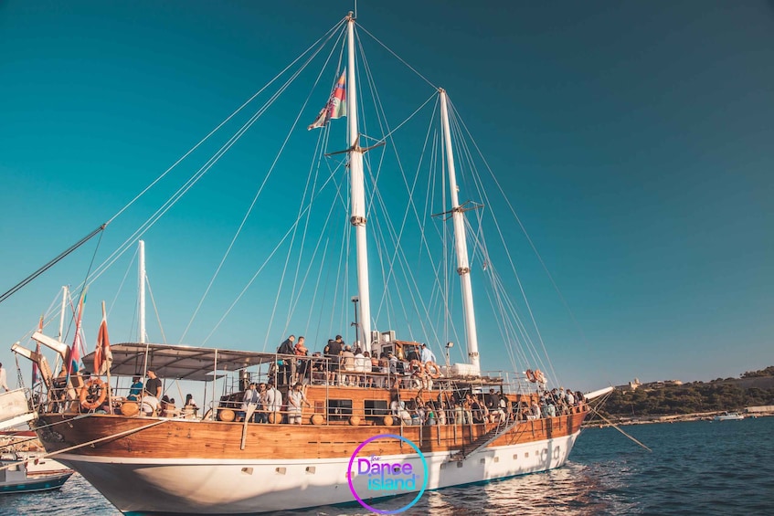 Sliema: Sailboat Party with an Open Bar, Food, and Swimming 1