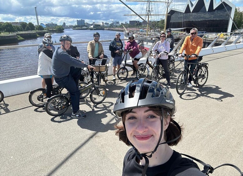 Picture 4 for Activity Glasgow: City Highlights Guided Bike Tour 4