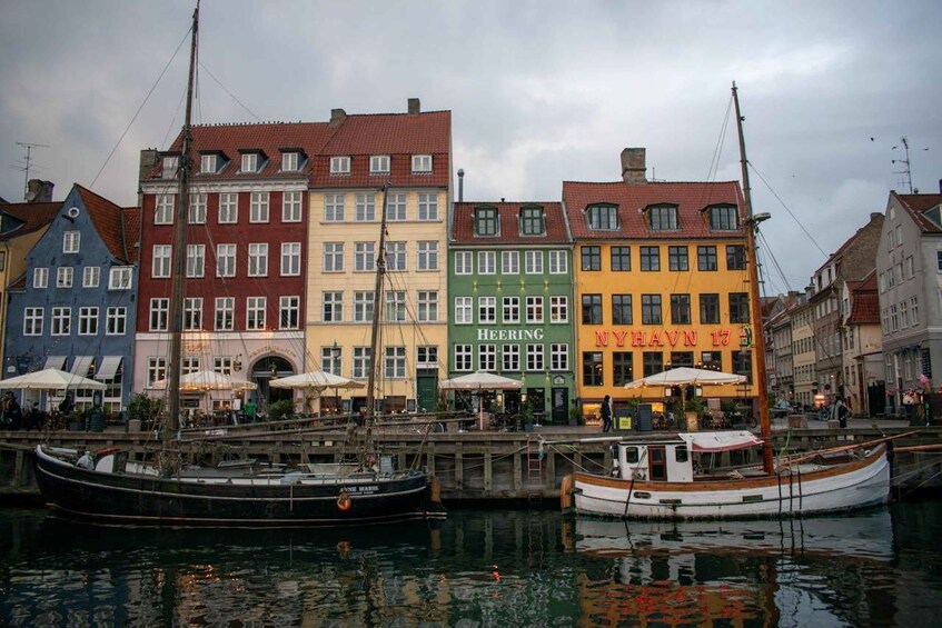 Picture 3 for Activity Copenhagen: Guided Walking Tour in French with a small group 5