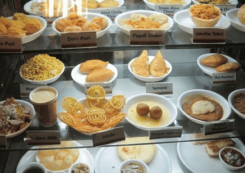 Picture 4 for Activity Shimla Street Food Crawl (2 Hours Guided Food Tasting Tour) 2
