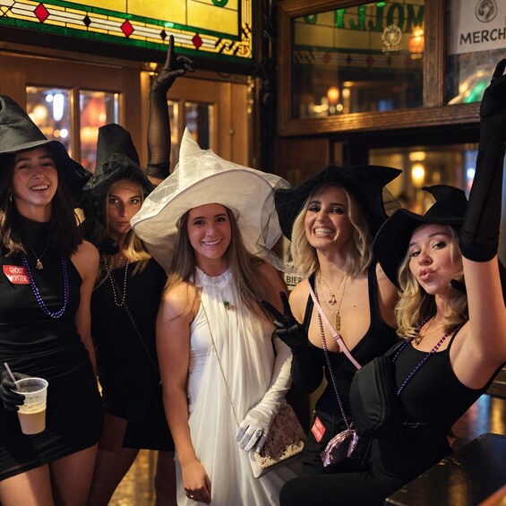 New Orleans: Ghost and Haunted Pub Crawl Tour with Free Shot 1
