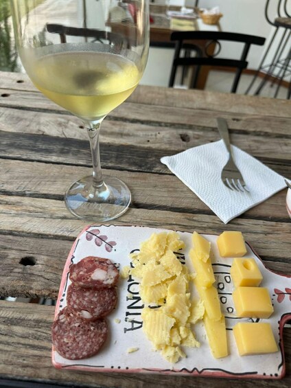 Picture 14 for Activity Colonia del Sacramento: Wine, Cheese & Charcuterie Tasting 4
