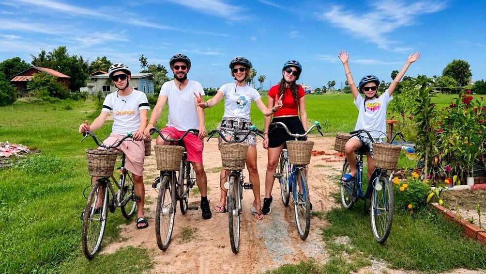 Picture 45 for Activity Small Group Countryside Sunset Bike Tours 4