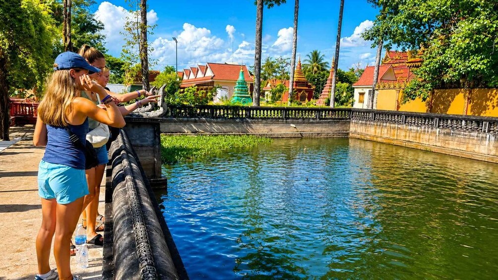 Picture 42 for Activity Siem Reap: Small Group Countryside Sunset Bike Tours 4