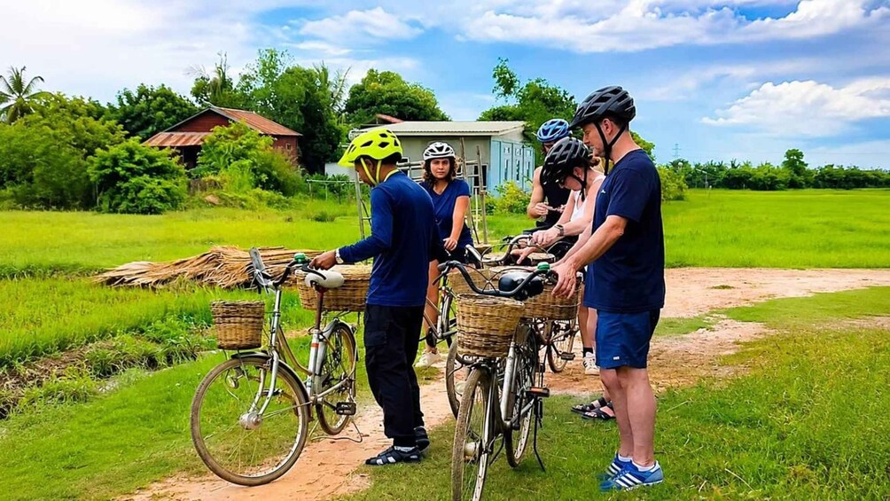 Small Group Countryside Sunset Bike Tours 2