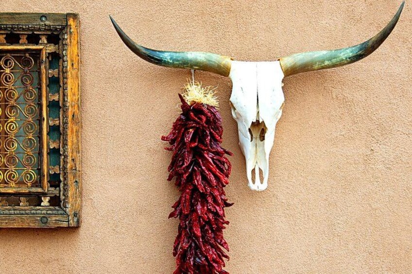 Red chile ristras, seasonal tradition 4