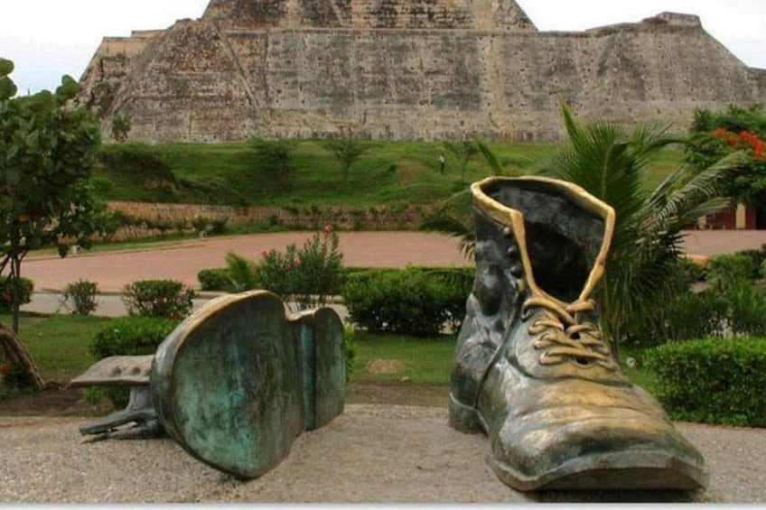 OLD SHOES MONUMENT 2