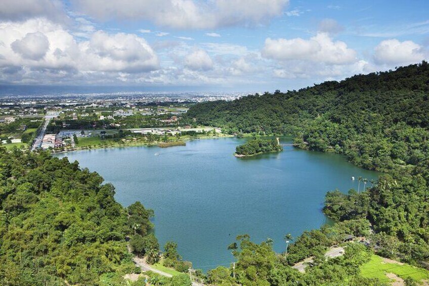 Meihua Lake