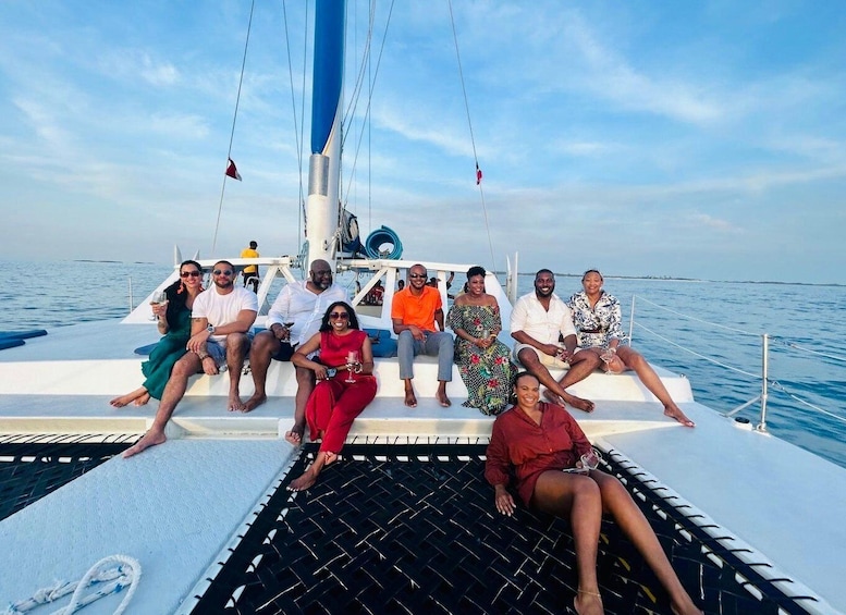 Picture 23 for Activity Bahamas: Swimming Pigs & Snorkeling Cruise with Lunch & Rum 3