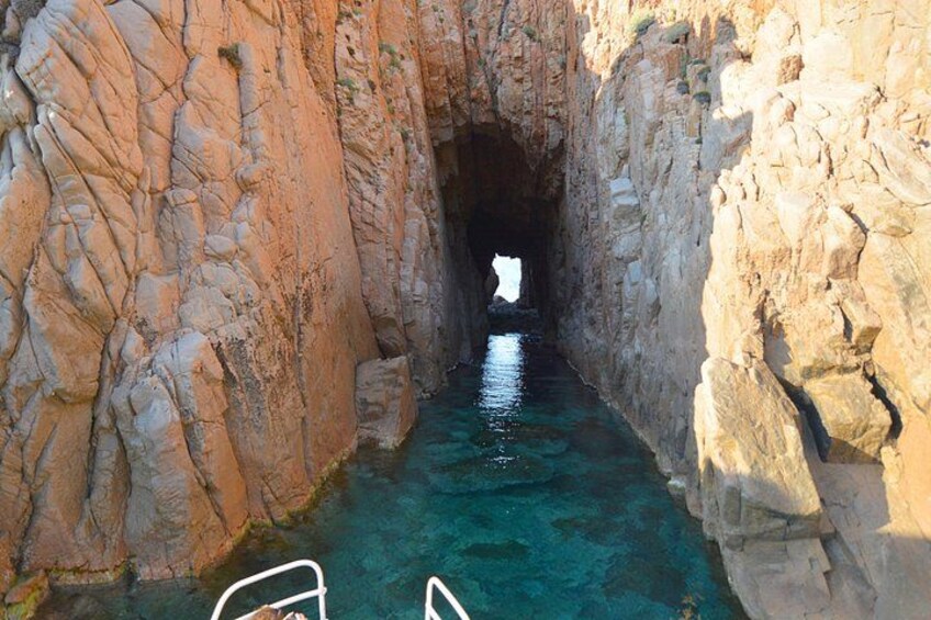 Calanques cave 4