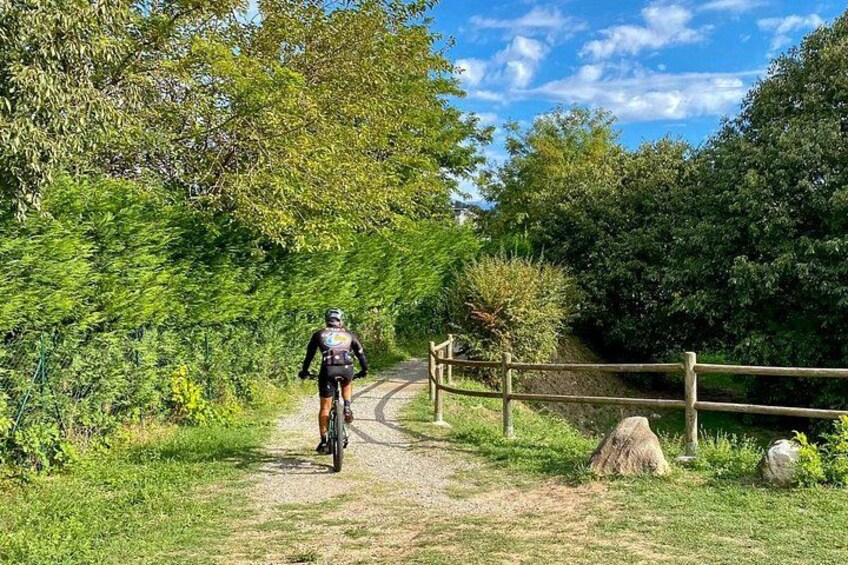 E-Bike Tour with Wine Tasting from Salò 2
