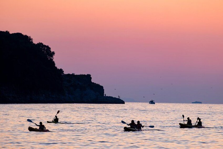 Kayak tour to Bagni Regina Giovanna - Daily and Sunset 2