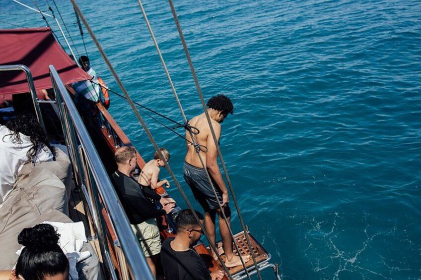 Athens cruise: Agistri, Moni/Metopi, Aegina with lunch & drinks 5