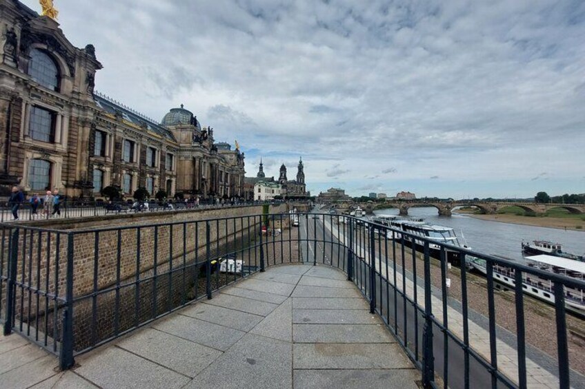 Dresden: Private Sightseeing Treasure Hunt 4