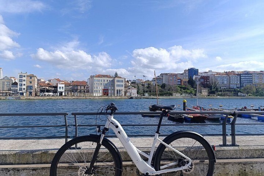 Discover in Ebike the coast of Vigo and its sunsets 3