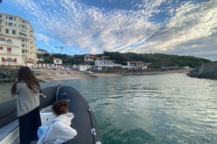 Sea excursion at sunset 2