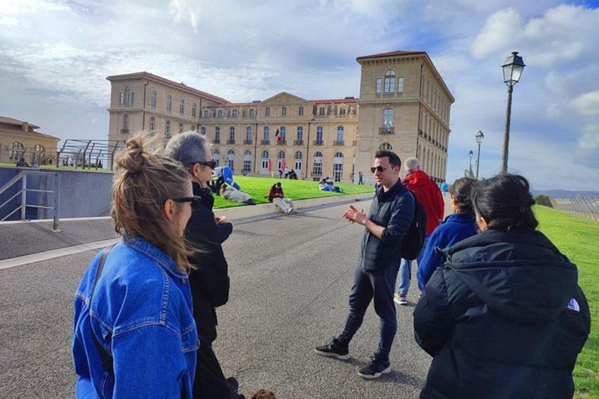 Marseille Guided Tour for 4 Hours with a Bilingual Local Guide 3